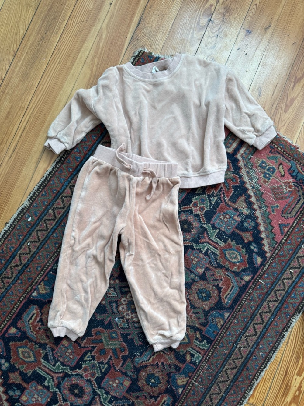 Quincy Mae Blush Velour Sweatshirt and Sweatpants Set